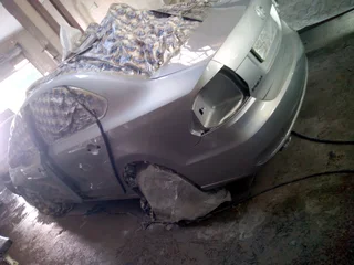 Vehicle spray painting