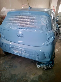 Vehicle spray painting