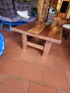 Solid sleeper coffee table