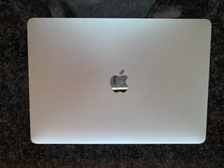2020 MacBook Pro 13&#34; M1 256GB 8GB RAM