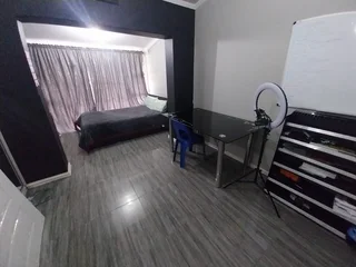 House TO LET - PINETOWN/CAVERSHAM GLEN