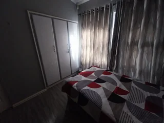 House TO LET - PINETOWN/CAVERSHAM GLEN