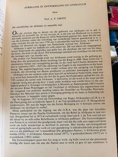 The Book - Die Nuwe Skatkis Naslaan-Reeks is a non-fiction book series. It contains facts, inform