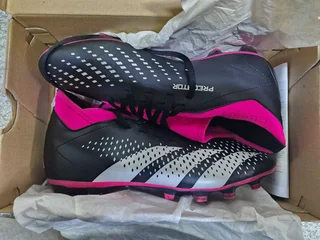 Addidas predator football boots