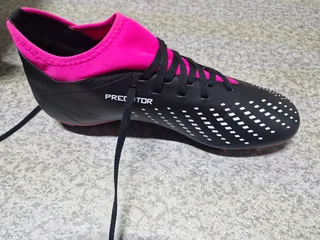 Addidas predator football boots