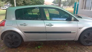 2004 Renault Megane Hatchback