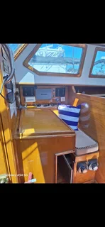 Yacht - Ad posted by loschenke van coller