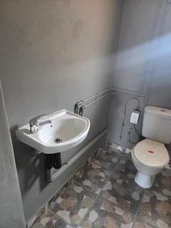 Spacious Bachelor Units Available