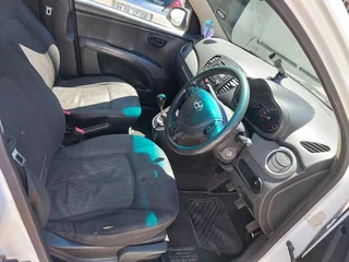 2013 Hyundai i10, Clean &amp; Cheap