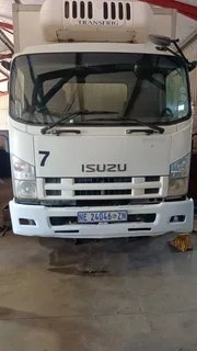 2014 ISUZU FRR600 VAN BODY