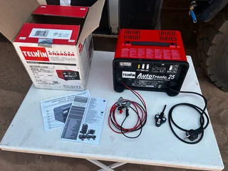 NEW Battery Charger Telwin Autotronic 25 Boost 12V/24V)