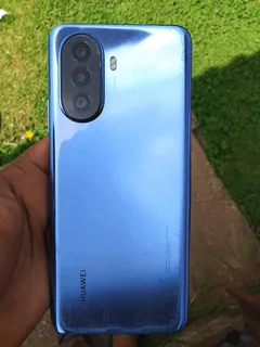 Huawei Nova Y70 Plus