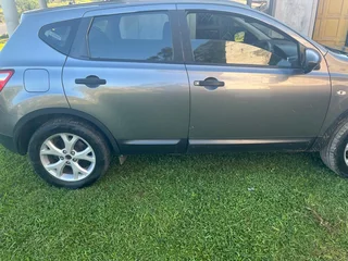 2013 Nissan Qashqai SUV