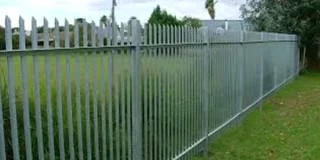 Vibracrete slab walls, houses&amp;palissade fence