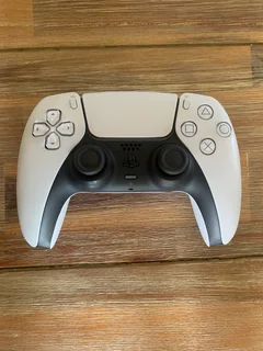 PS5 825 GB Disc Edition &#43; Duel Sense Controller