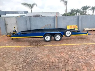 Car trailer