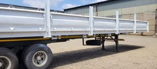 Dropside tuck trailer