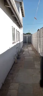 Belhar 7 bedroom house for sale @R2 599 000 with 2 granny flats attached