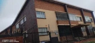 2 bedroom Flat Rosettenville