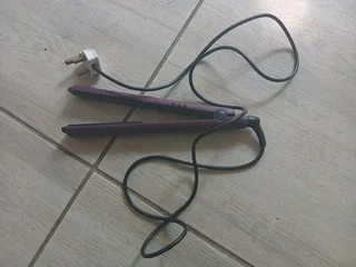Russell Hobbs hair straightener in good condition