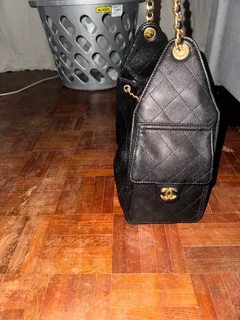 Not real* Chanel 25 bag
