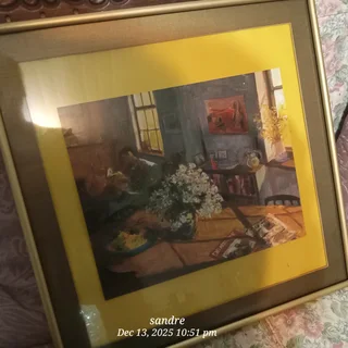 2 Golden Frames  with 2 different pictures R250 each