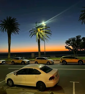 Hello employers iam a male mid 30s looking for a job