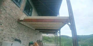 am looking for carpentry work big or small