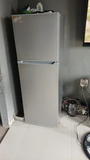 Fridge and freezer repairs onsite