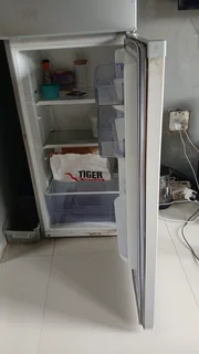 Fridge and freezer repairs onsite