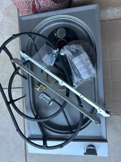 Used Gaggenau 200 Series Built-in Gas Cooktop