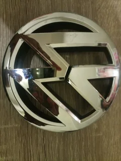 VW emblem