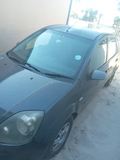 2005 Ford Fiesta Hatchback