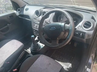 2005 Ford Fiesta Hatchback