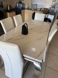 Beautiful Dinning and Chairs