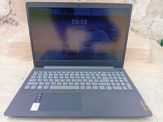 Lenovo IdeaPad 3 15IGL05 – 8GB RAM, 236GB SSD, Windows 11