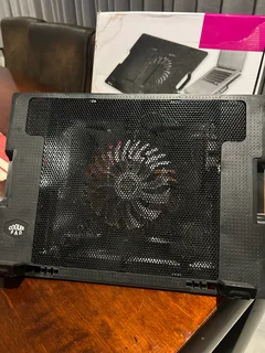 Laptop Cooling Pad - NeverUsed