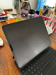 iPad Pro 12.9" 4th Gen 256GB WiFi - Complete Bundle with Keyboard &amp; Pencil