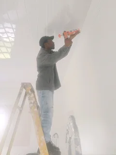 I'm looking for a job as painter