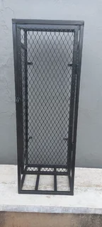 Gas cages safety enclosure
