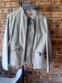 Comfy winter wear jackets