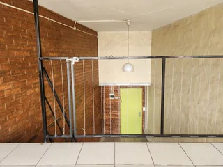 1 Bedroom Loft Apartment to Rent One Eloff - Johannesburg Central