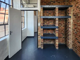 2 Bedroom Apartment / Flat to Rent in City &amp; Suburban Johannesburg
