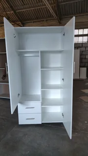 Selling wardrobes