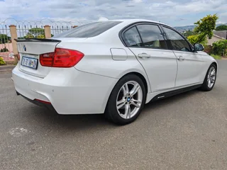 2012 BMW 320i (F30) M Sport Manual