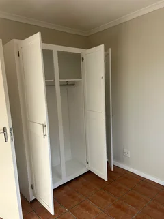 Mount Moreland Nature reserve, 2bed 2bath house rental R14kpm