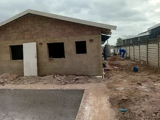 Retaining wall and Paving