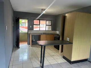 Flat - Ad posted by Gumtree User