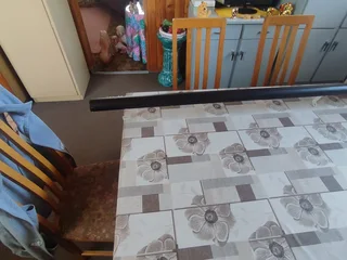 Kirsch rail for curtains