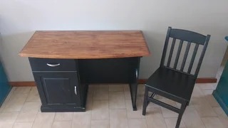 Study desk with chair (3 of 3)